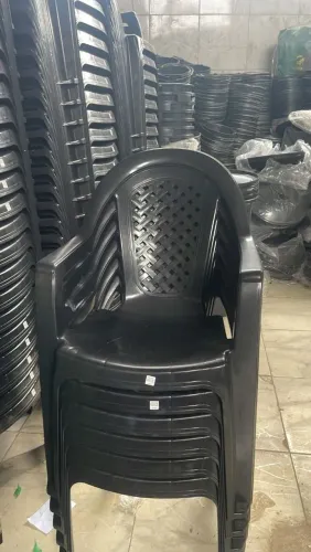 Cadeira reforçada suporte de pé 150kg