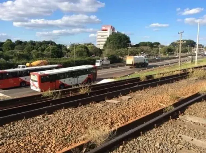 Área à venda, próxima ao Trevo da Bosch em Campinas/SP