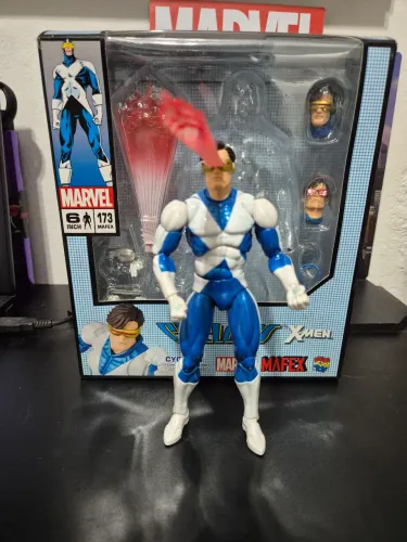 CICLOPS X-MEN MAFEX