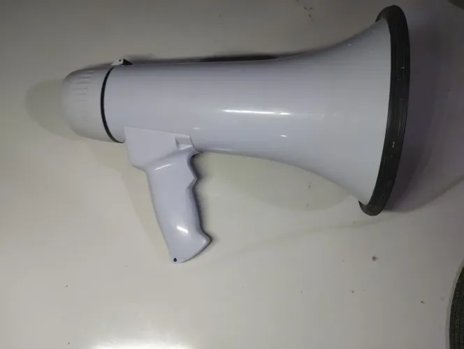 Megafone Portátil - Alto Falante - Amplificador de Voz