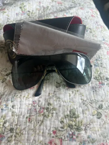 Óculos de sol rayban estado de zero original