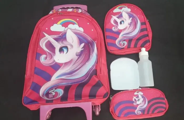 Kit Mochila de Rodinha + Estojo + Lancheira Térmica Unicórnio
