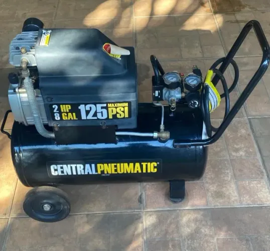 COMPRESSOR DE AR 2 HP 125 PSI 29 Litros