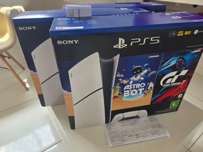 PS5 Playstation 5 Novo Lacarado com Nota Fiscal e 1 ano de Garantia com 2 Jogos