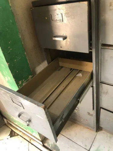 Arquivos de aço para escritório, divido no cartão 3x.