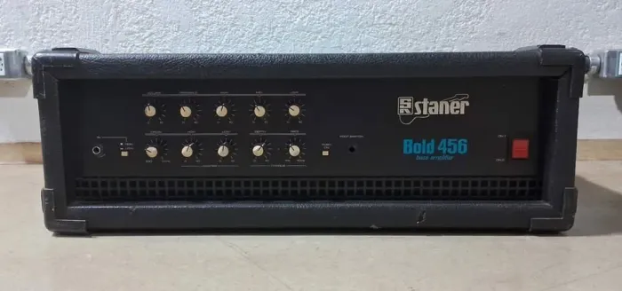 Amplificador cabeçote Staner Bold 456 - 120W p/ Contrabaixo - Promoção