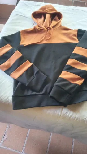 Blusa com capuz