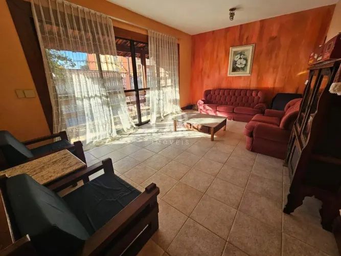 Casa à venda, 3 quartos, 1 suíte, 4 vagas - Nova Suíça, Belo Horizonte/MG
