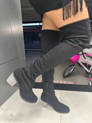 Bota over salto com brilho