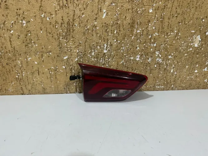 Lanterna esquerda Da tampa traseira Onix Plus 2020/2021/2022/2023/2024/2025