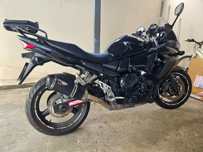 Suzuki gsx650f extra 