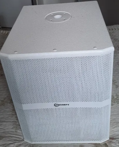 Sub woffer passivo 12 " taramps