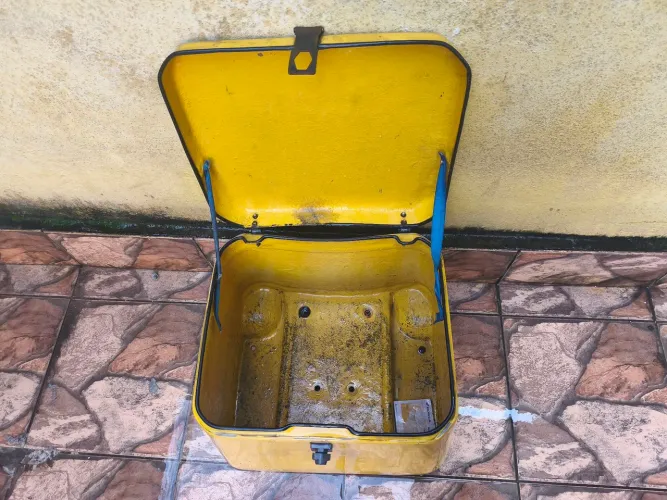 Baú grande para moto