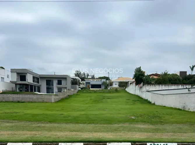 Terreno à Venda no Condomínio Parque Reserva Fazenda Imperial com 1.022 m² e Lazer Complet