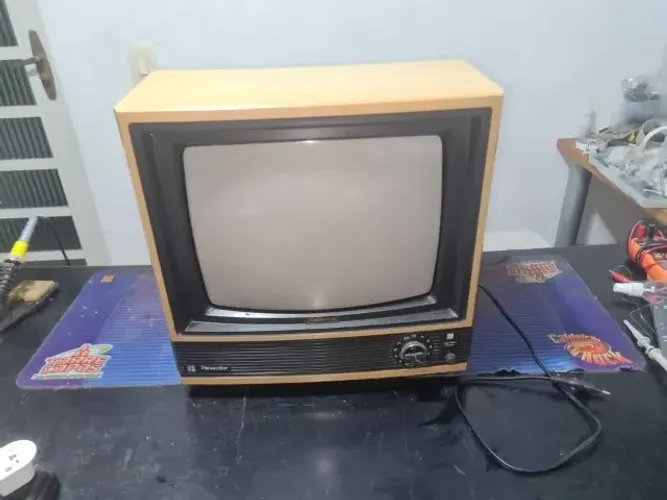 TV Vintage - Panacolor - Modelo TC-14R1M - Funcioando!