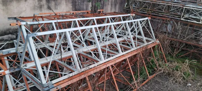 Torre de ferro trelicada 40 peças de 3m