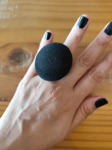 Anel Zara Preto de Veludo Novo