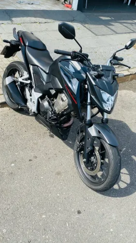 Vendo cb twister 300f 2023