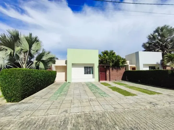 Casa em condomínio para venda no Alto da Boa Vista- 220m² de área construída 