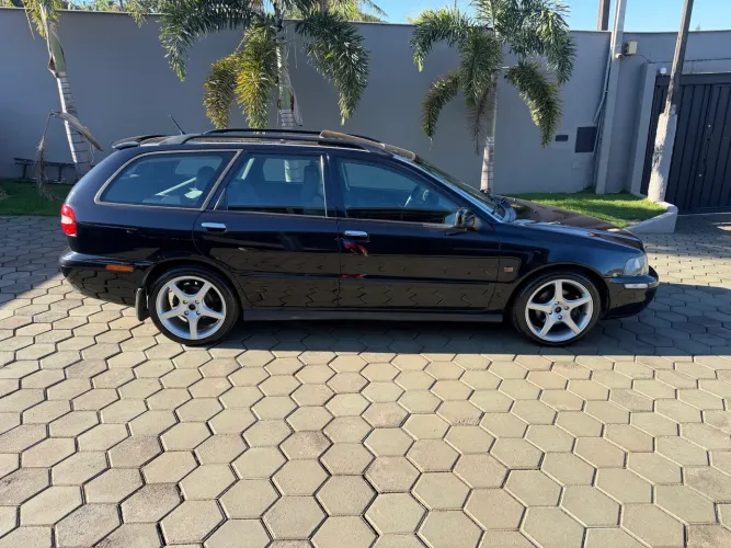 Volvo V40 T-4 2.0 Aut./mec. 2003