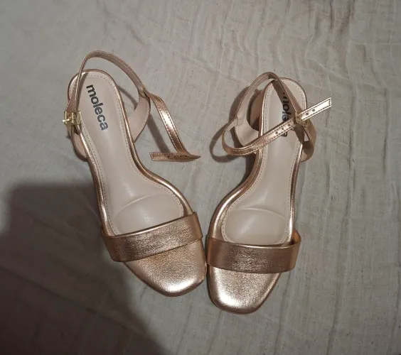sandália moleca rose gold tam 38 original pouco usada desapego