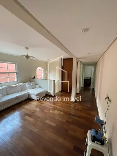 Casa à venda no Jardim Leonor com 300m² 3 dormitórios 2 suítes 4 banheiros 6 vagas