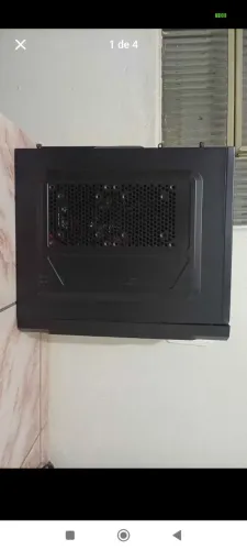 CPU teclado e cabos
