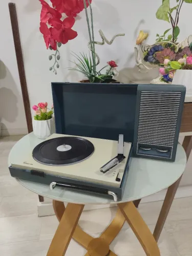 Vitrolinha Philips 06GF110 "1970's"