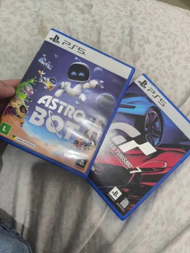 Vendo Playstation 5 mídia física com dois jogos novo