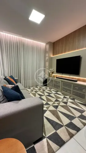 Apartamento no condomínio Golden Green com 3 quartos, sendo uma suíte com closet, mobiliad