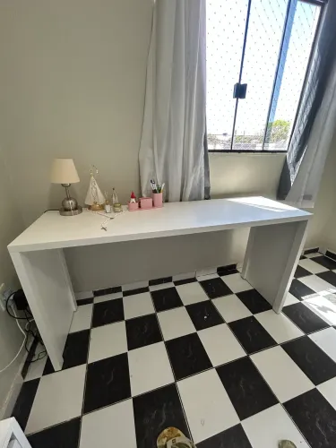 Mesa escrivaninha