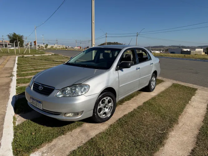 Toyota Corolla XLI 1.6 16V 110cv Mec. 2005