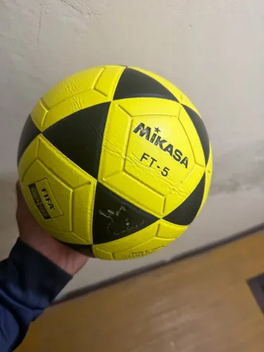 Bola de futvôlei