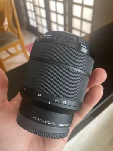 Lente 28-70 sony e-mount full-frame