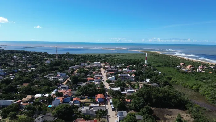 Lote com Comércio Av. Principal em Regência 