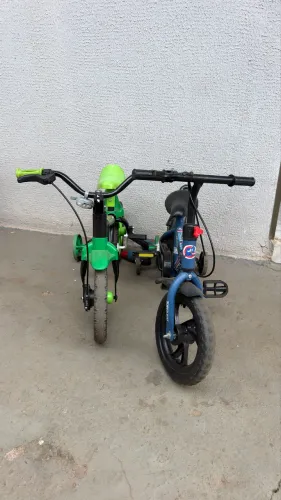 2 BICICLETAS INFANTIS 