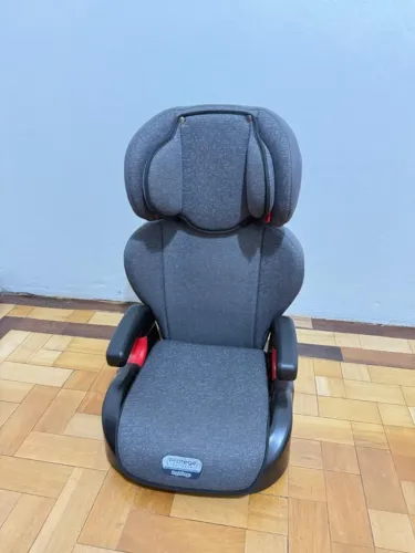 Cadeirinha infantil para carro