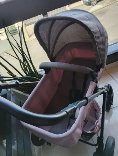 Carrinho menina
