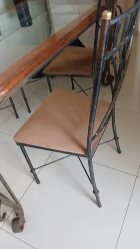 Cadeira de ferro