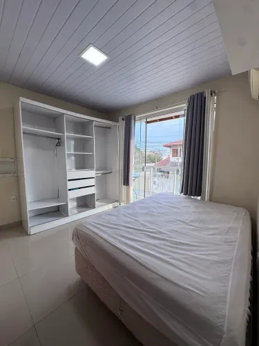 Alugo quarto mobiliado em casa na Ponte de Imaruim