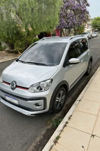 Volkswagen Up! Cross 1.0 TSI Total Flex 12V 5P 2018
