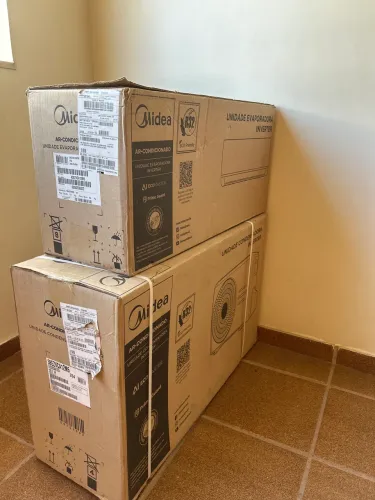 AR-CONDICIONADO MIDEA 12 BTUs - NOVO !!