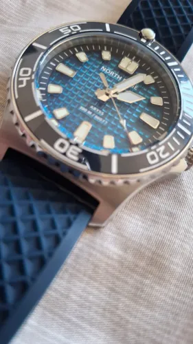 Relógio esportivo de pulso, masculino, de mergulho, solar, North Edge. Novo na caixa.