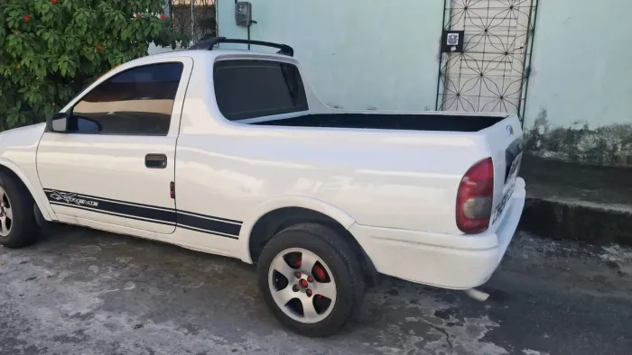 Chevrolet Corsa Pick-up GL/ Champ 1.6 MPFI / EFI 2001