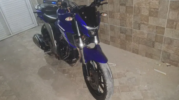 Fz25 / 2021
