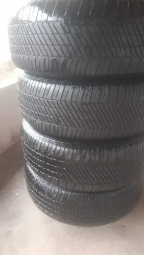 Pneu 265/60/18