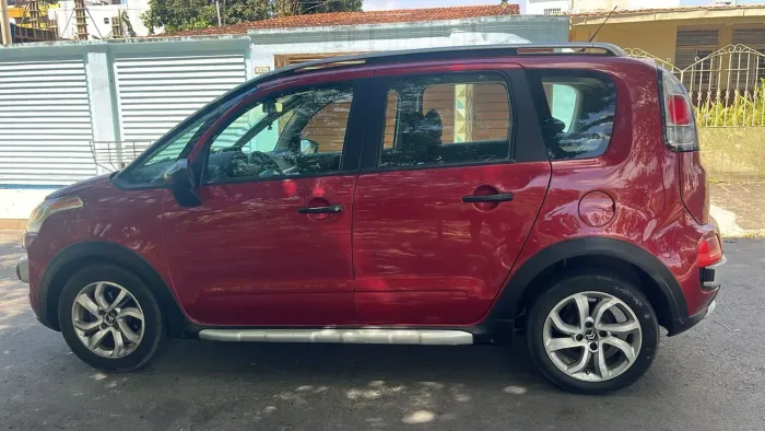 Citroen Aircross GLX 1.6 Flex 16V 5P Aut. 2011