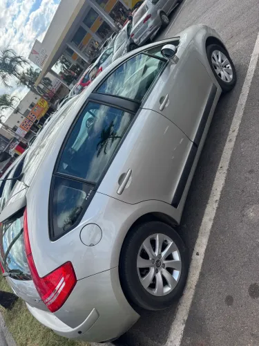 Citroen C4 GLX 2.0 Flex 16V 5P Mec. 2010