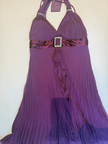 Vendo vestido de festa tamanho M, usado só uma vez!