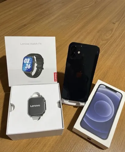 iPhone + Smartwatch
